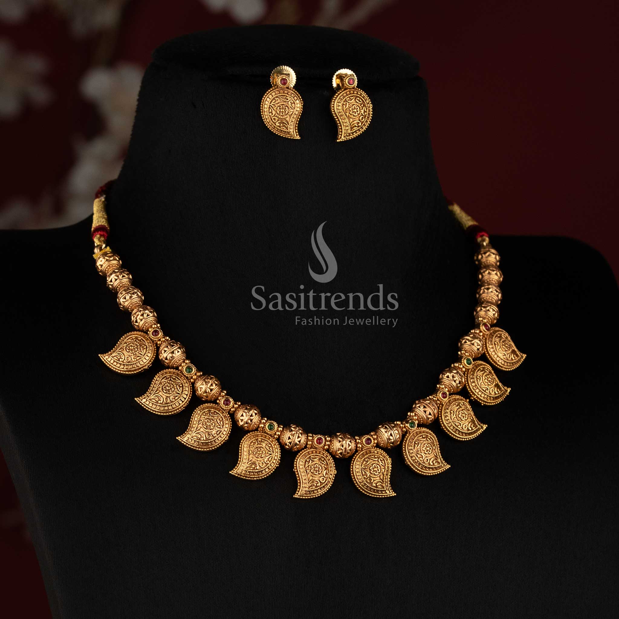 Sasitrends antique gold plated traditional temple mango paisley necklace set with matching earrings 