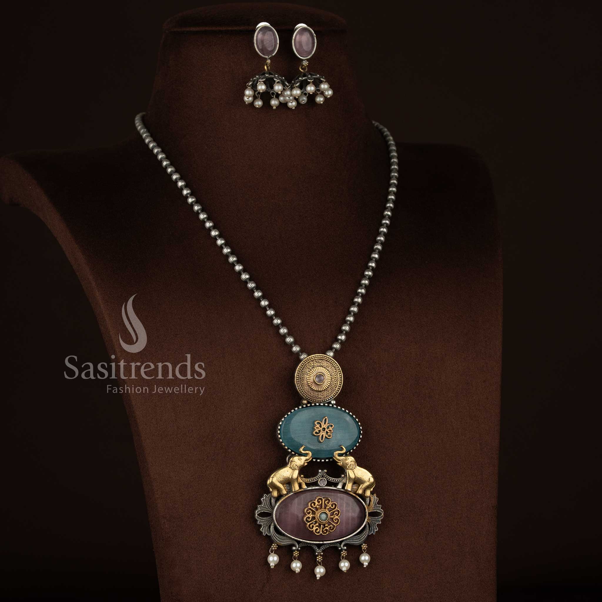 Antique Oxidised 92.5 Silver Plated Monalisa Stone Elephant Motif Pendant Necklace Jewellery Set with Pearl Danglers and Matching Earrings - Sasitrends
