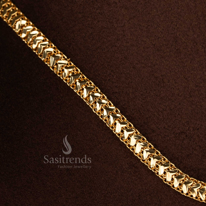 Sasitrends micro gold plated AD stone traditional dome pendant necklace with elegant detailing