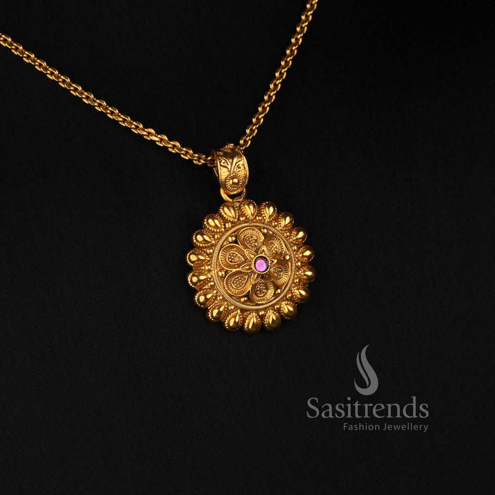 Sasitrends traditional antique gold necklace set featuring a fine textured chain and layered circular floral pendant 