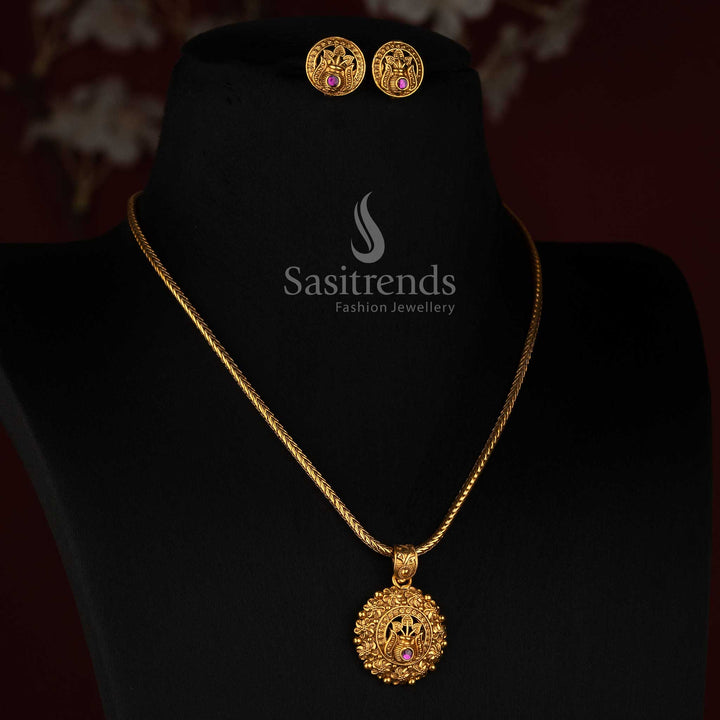Sasitrends antique gold plated traditional floral flower motif round pendant necklace set with braided rope chain 