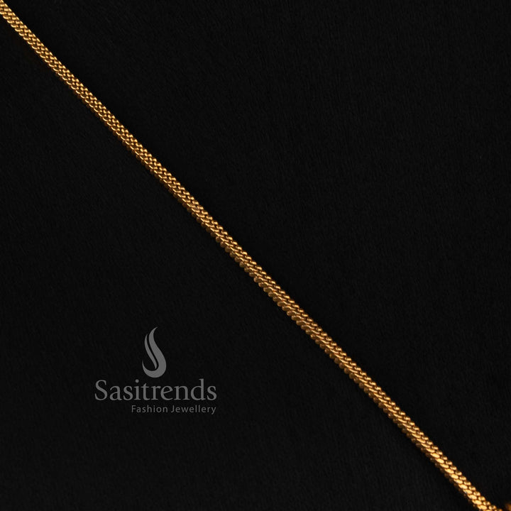 Sasitrends Premium Antique Gold Plated Traditional Floral Medallion Pendant Necklace Set with Fine Chain for Festive, Temple & Ethnic Wear