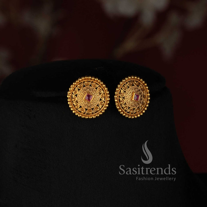 Gorgeous Antique Gold Plated Traditional Circular Ornamental Pendant Necklace Set with Beaded Chain for Festive & Temple Wear - Sasitrends 