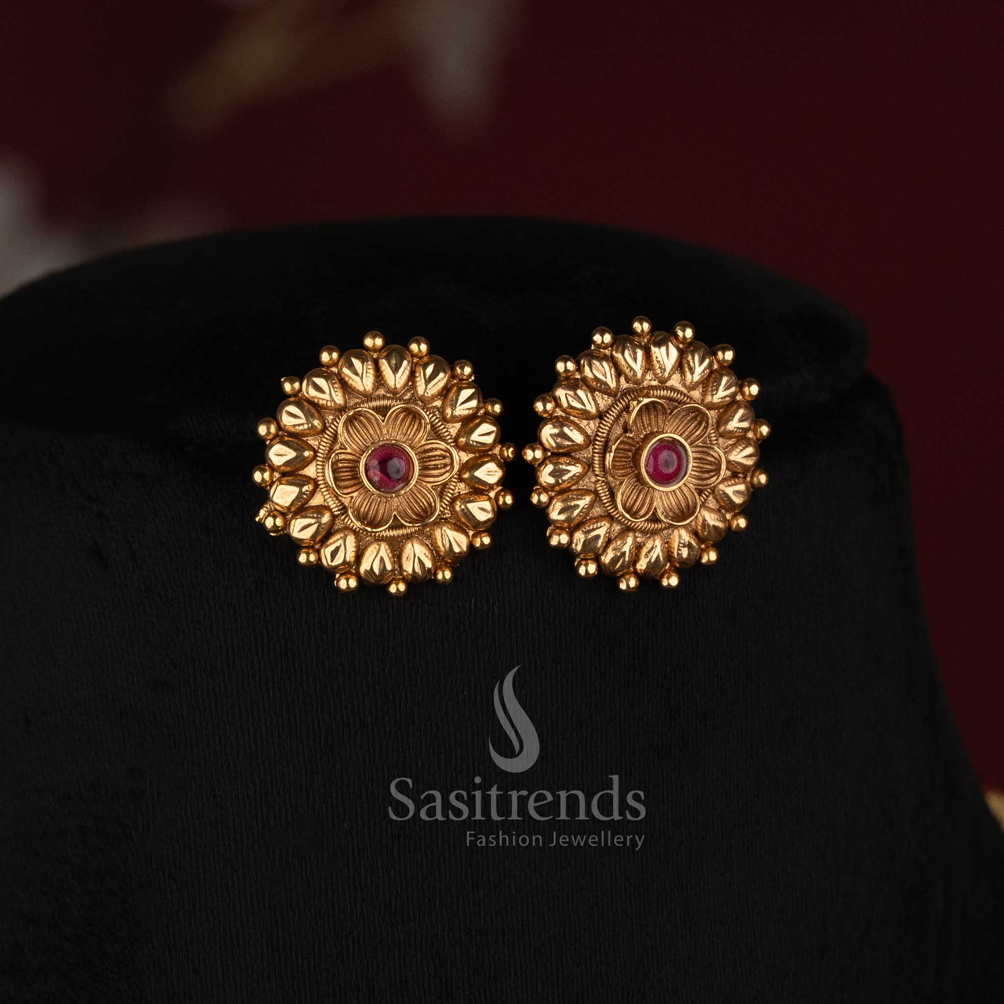 Sasitrends antique gold Lakshmi filigree ball strand mala necklace with ruby accented beads and matching stud earrings