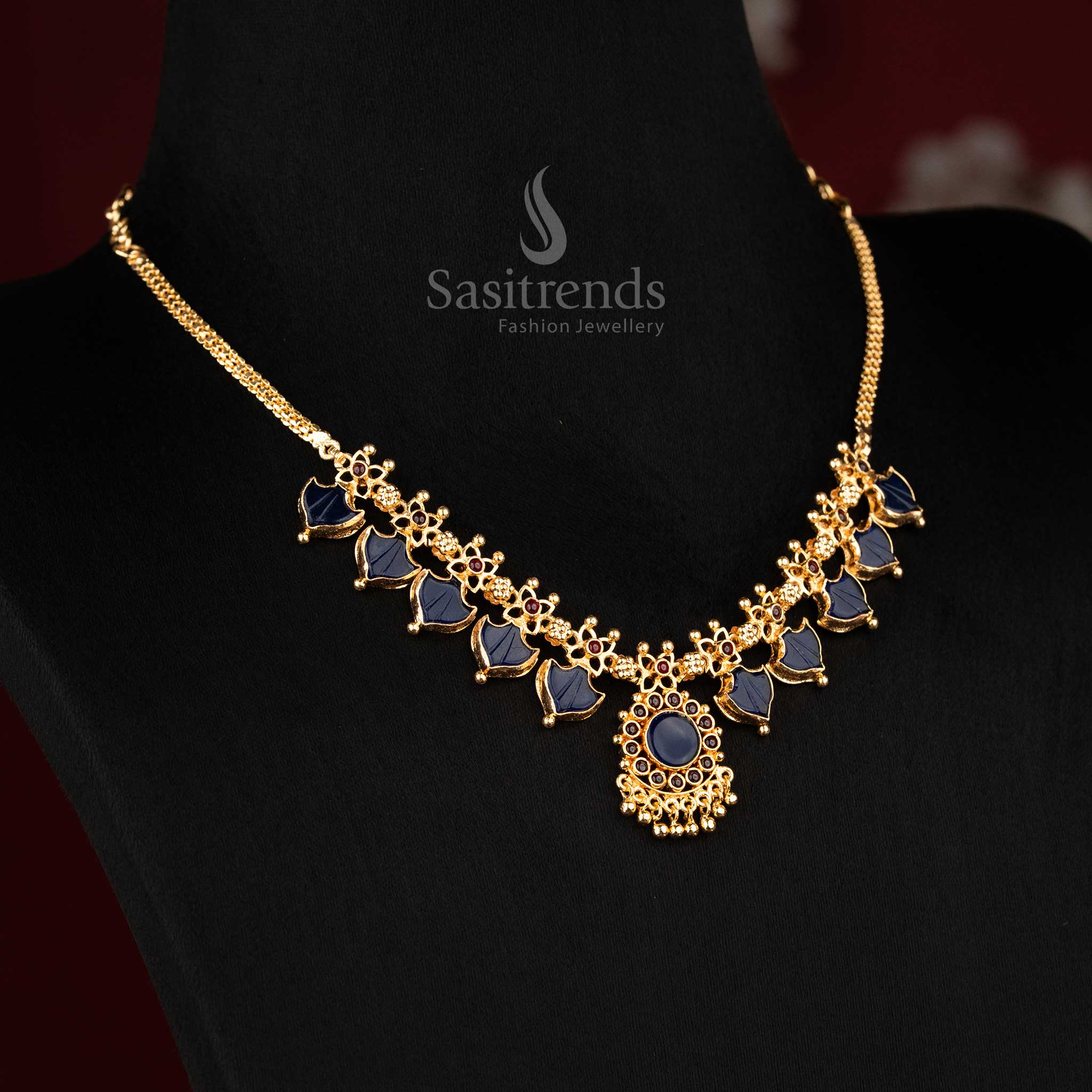 Elegant blue Kerala Palakka Lakshmi double side AD necklace jewellery, perfect ornament for festive outfits - Sasitrends