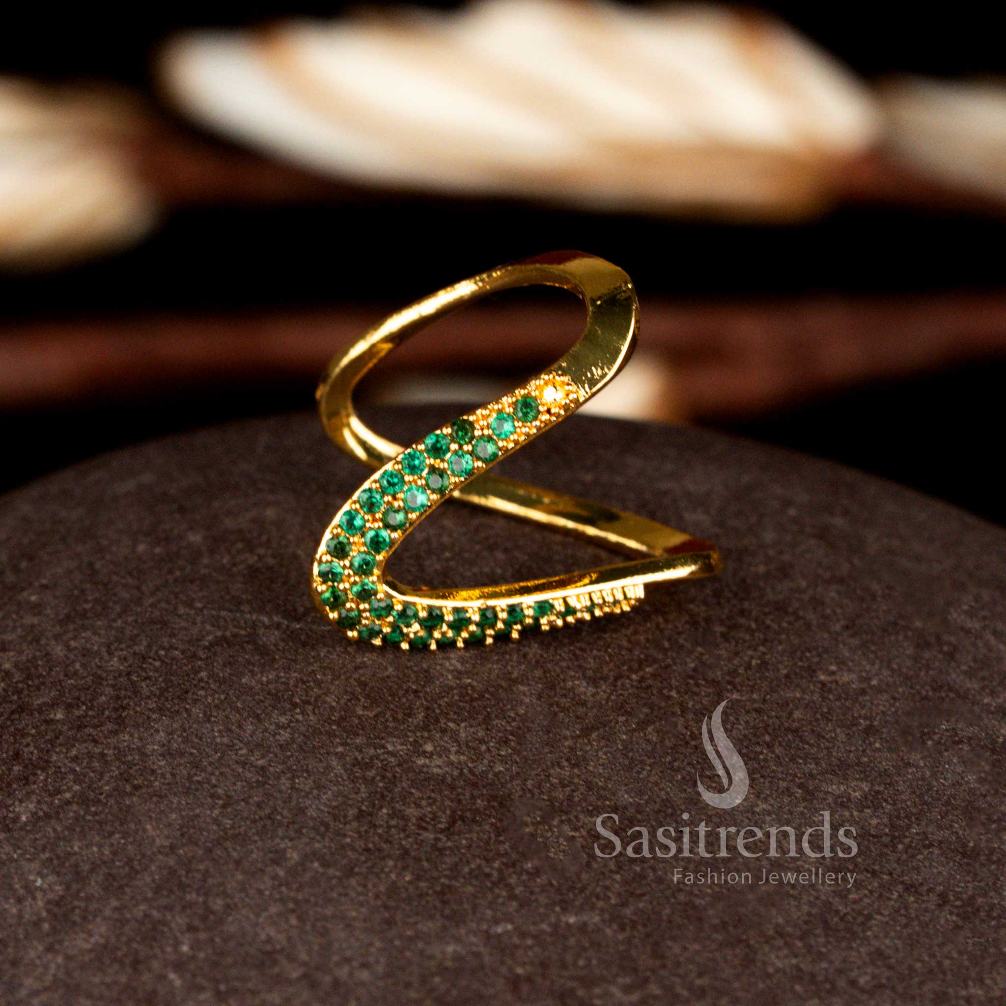 Sasitrends grand micro gold plated green AD bold arc structure ring showcasing a dramatic U-shaped design with precision stone craftsmanship and a premium real gold look finish.