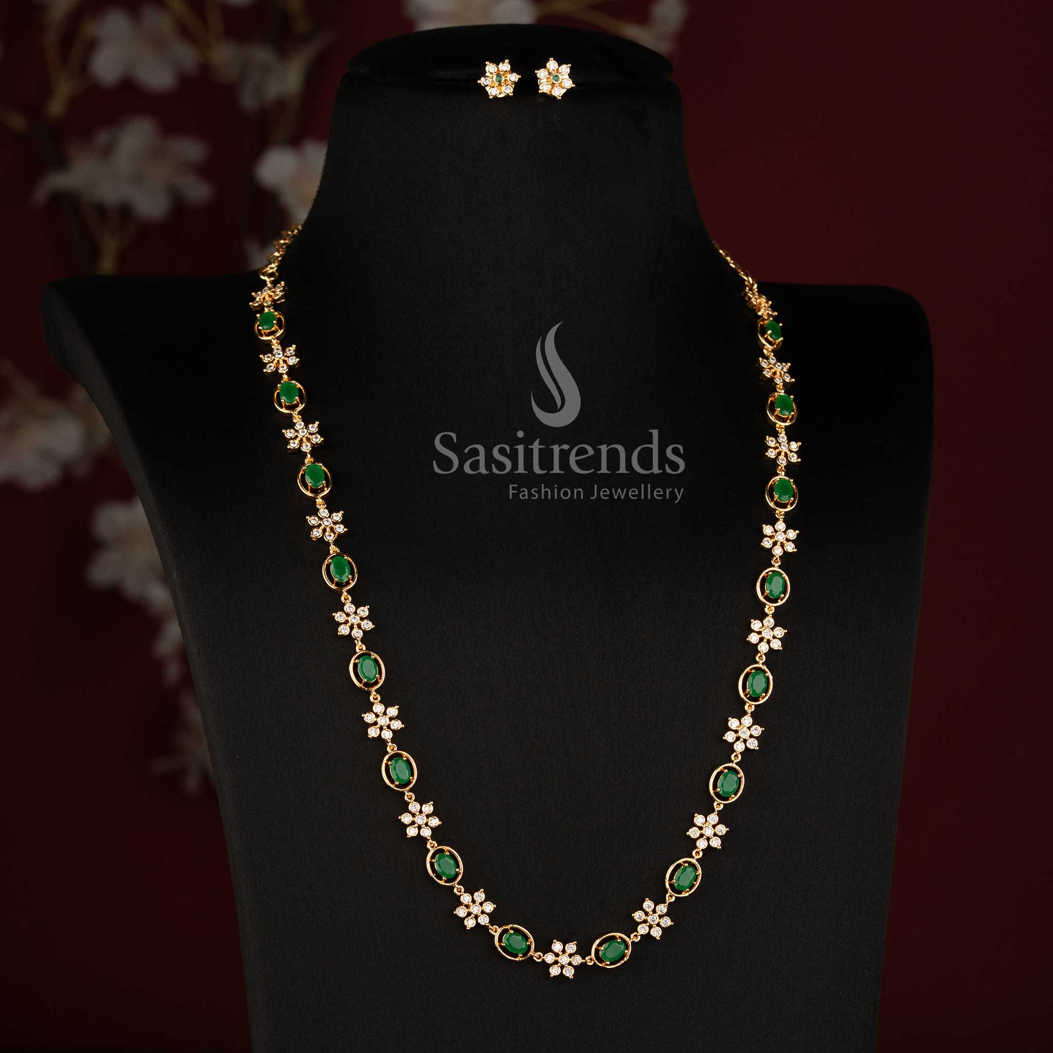 Sasitrends micro gold plated short and long jewellery set with an intricately linked floral necklace and matching compact floral earrings 
