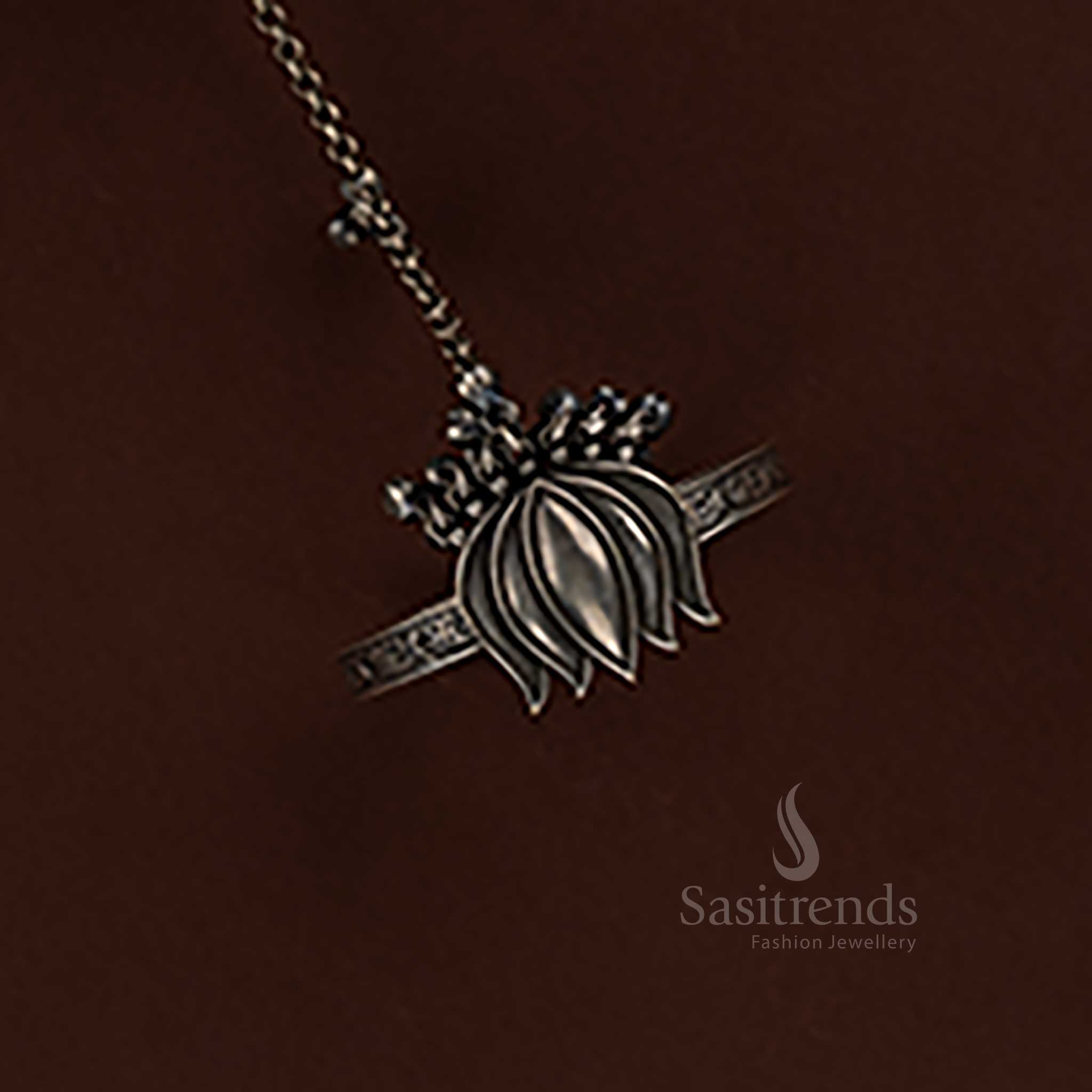 Sasitrends artisan crafted lotus oxidised finger ring and kada bracelet jewellery designed with intricate ethnic detailing perfect for Navarathri festivities, temple gatherings and cultural styling 