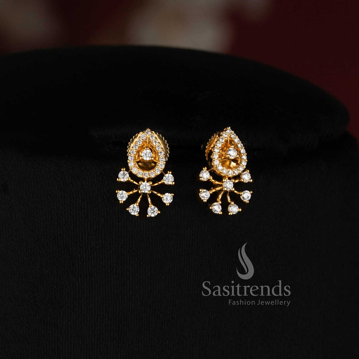 Sasitrends Micro Gold Plated American Diamond pendant necklace set with fine chain, teardrop-inspired openwork pendant and matching earrings for special occasions