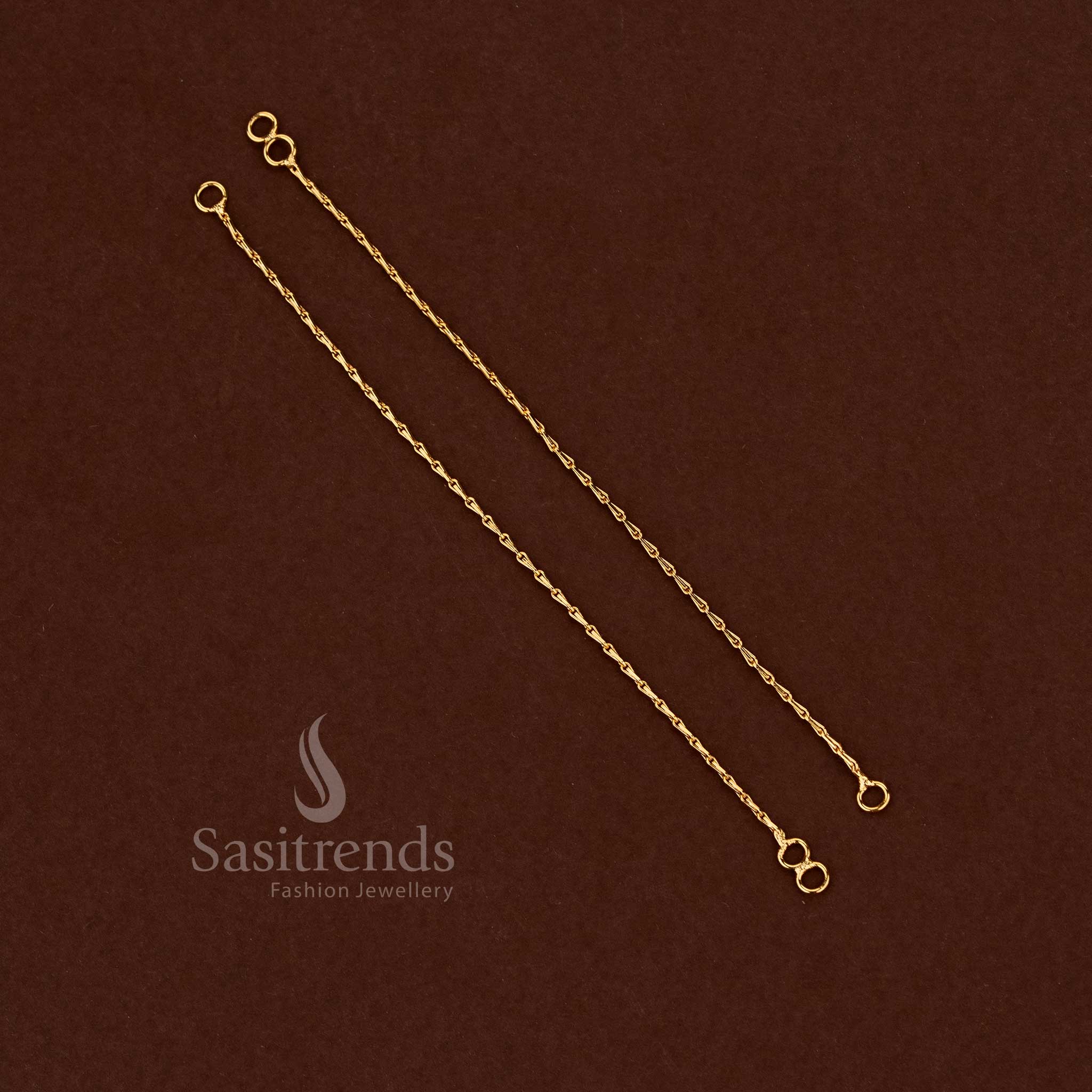Micro gold plated sleek twisted Singapore chain Matil ear accessory - Sasitrends