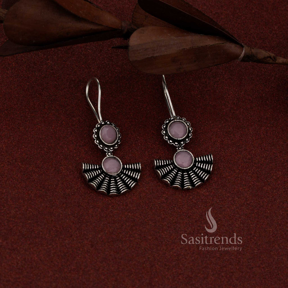 Sasitrends minimal oxidised silver fish hook earrings highlighted with smooth round shell pink stone detailing