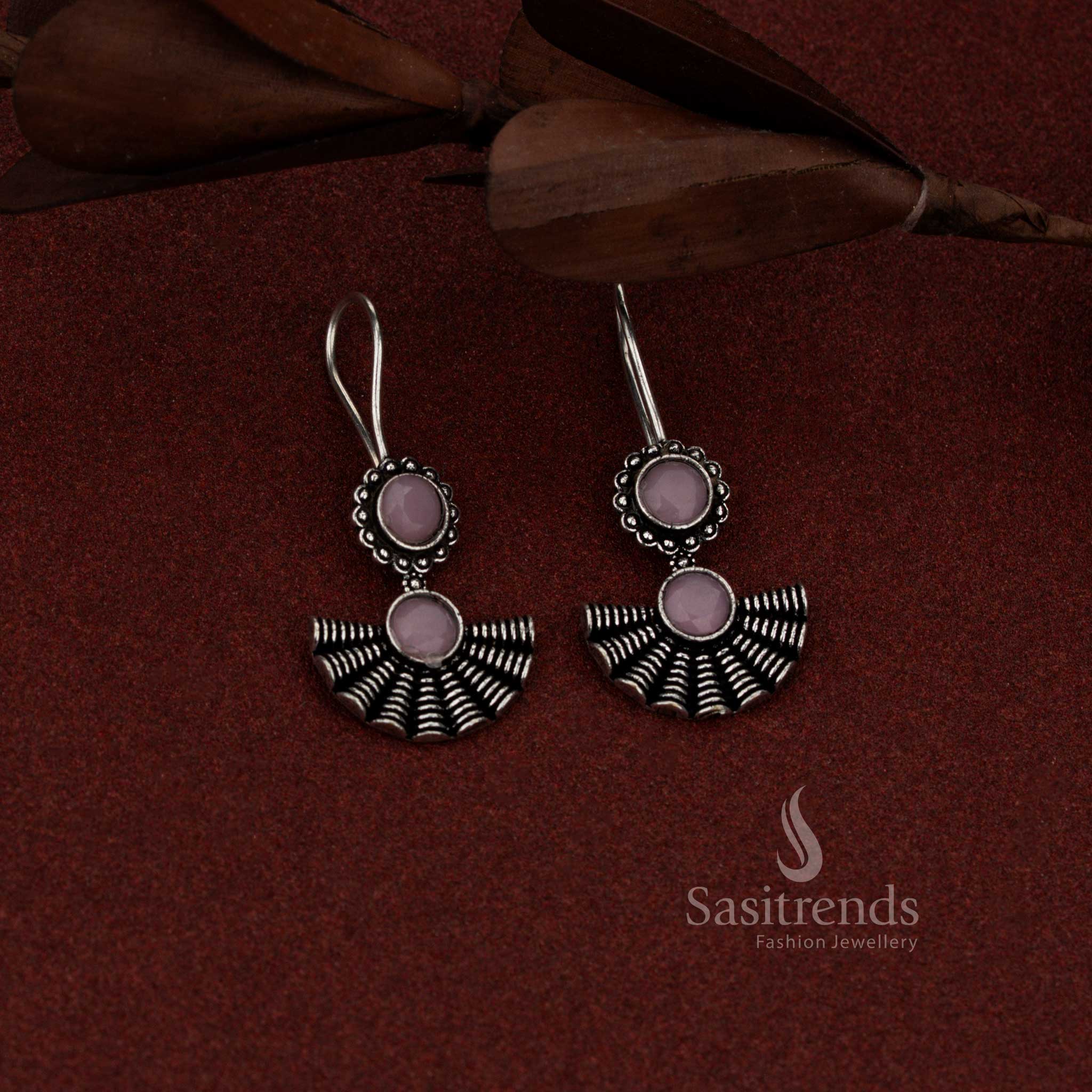 Sasitrends minimal oxidised silver fish hook earrings highlighted with smooth round shell pink stone detailing