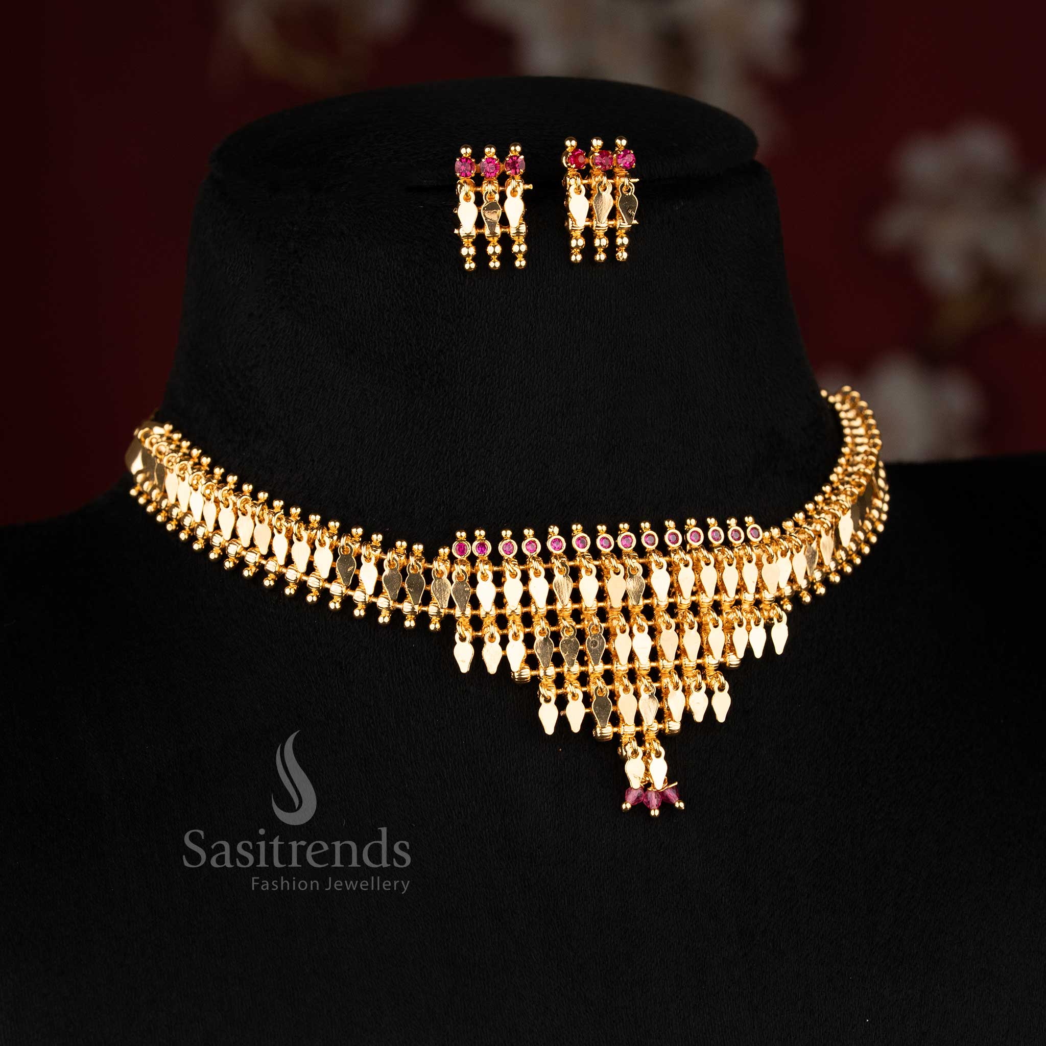 Sasitrends 24K micro gold plated Kerala traditional Elakka design necklace set with layered cardamom motif links and drop detailing