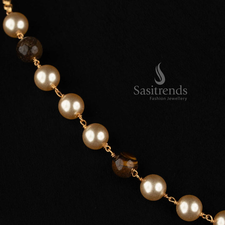 Sasitrends elegant Micro Gold Plated pearl necklace with alternating tiger stone detailing 