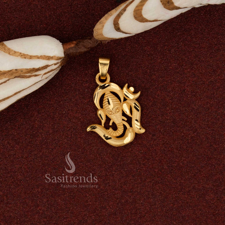 Sasitrends premium temple style 24K micro gold plated ethnic vinayagar forming pendant designed for traditional outfits and devotional wear