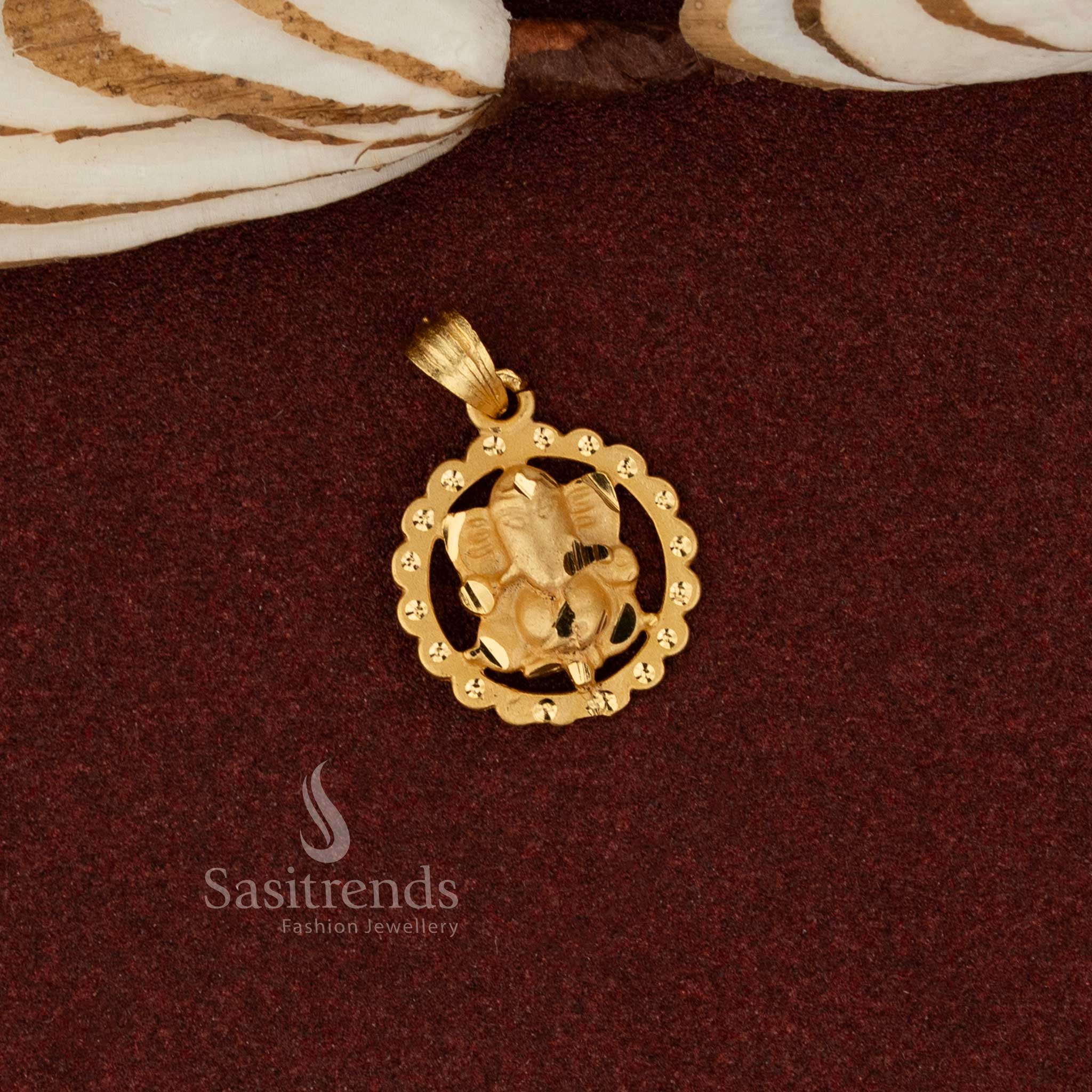 Traditional 24K Micro Gold Plated Forming Vinayaka Pendants for Temple Visits - Sasitrends