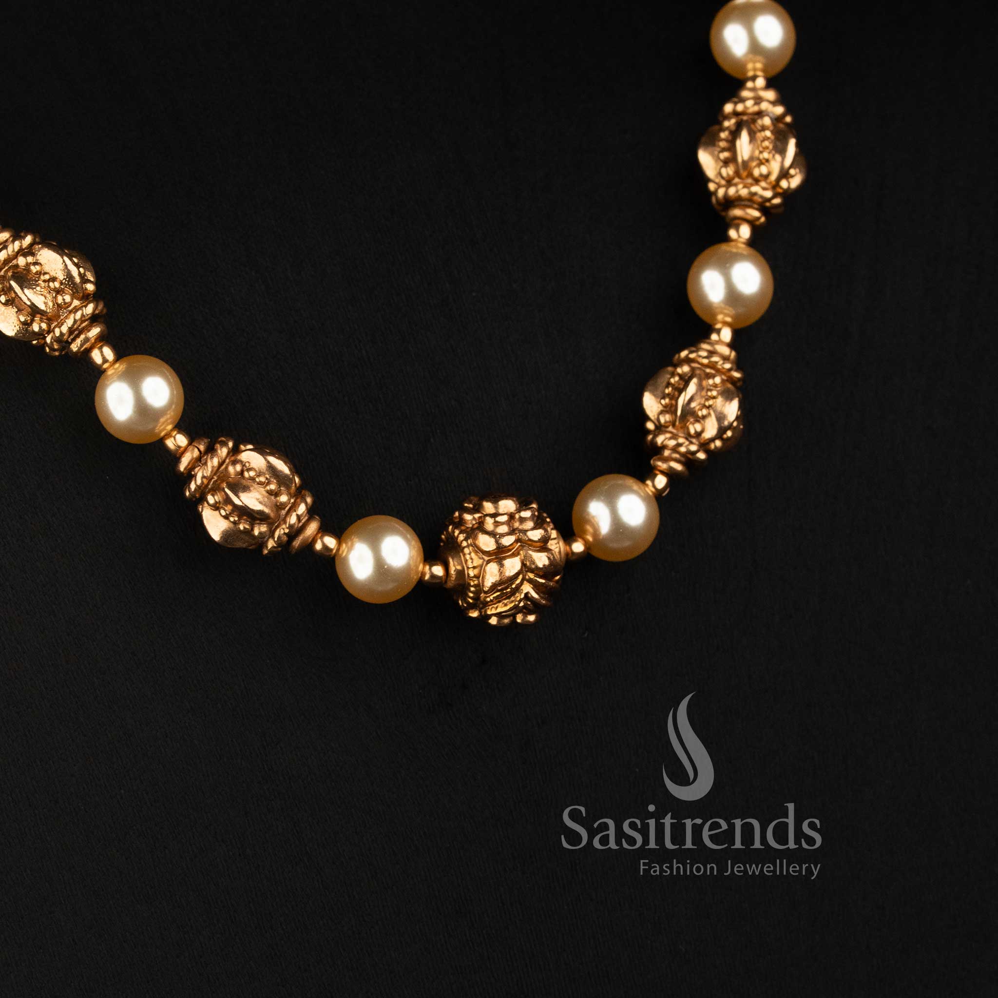 Sasitrends traditional antique pearl and filigree carved golden sphere necklace set with pearl sunburst earrings