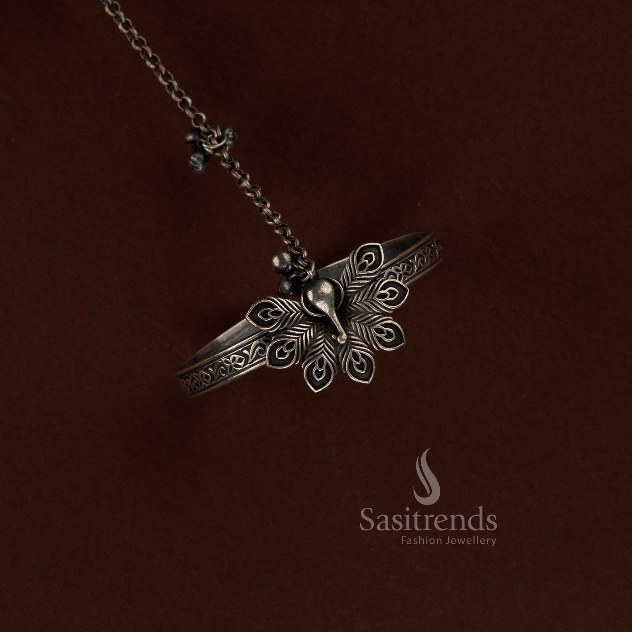 Sasitrends traditional oxidised finger ring and kada bracelet jewellery designed with elegant ethnic craftsmanship ideal for Navarathri festivals, temple visits and cultural attire