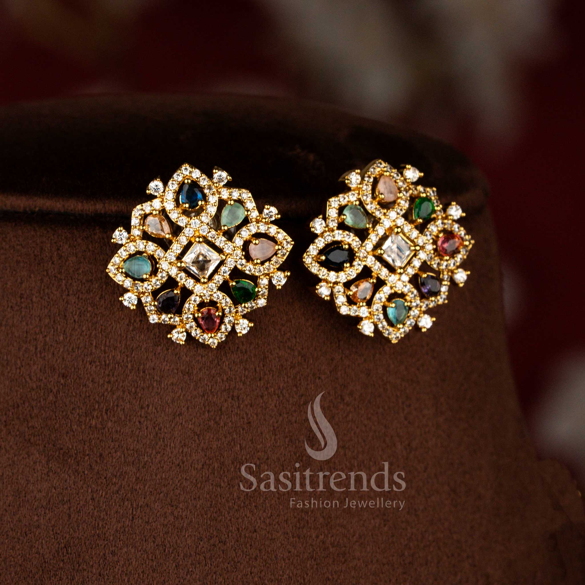 Sasitrends collar style Navarathna American Diamond matte gold necklace jewellery set with symmetrical oval pattern and coordinated stud earrings