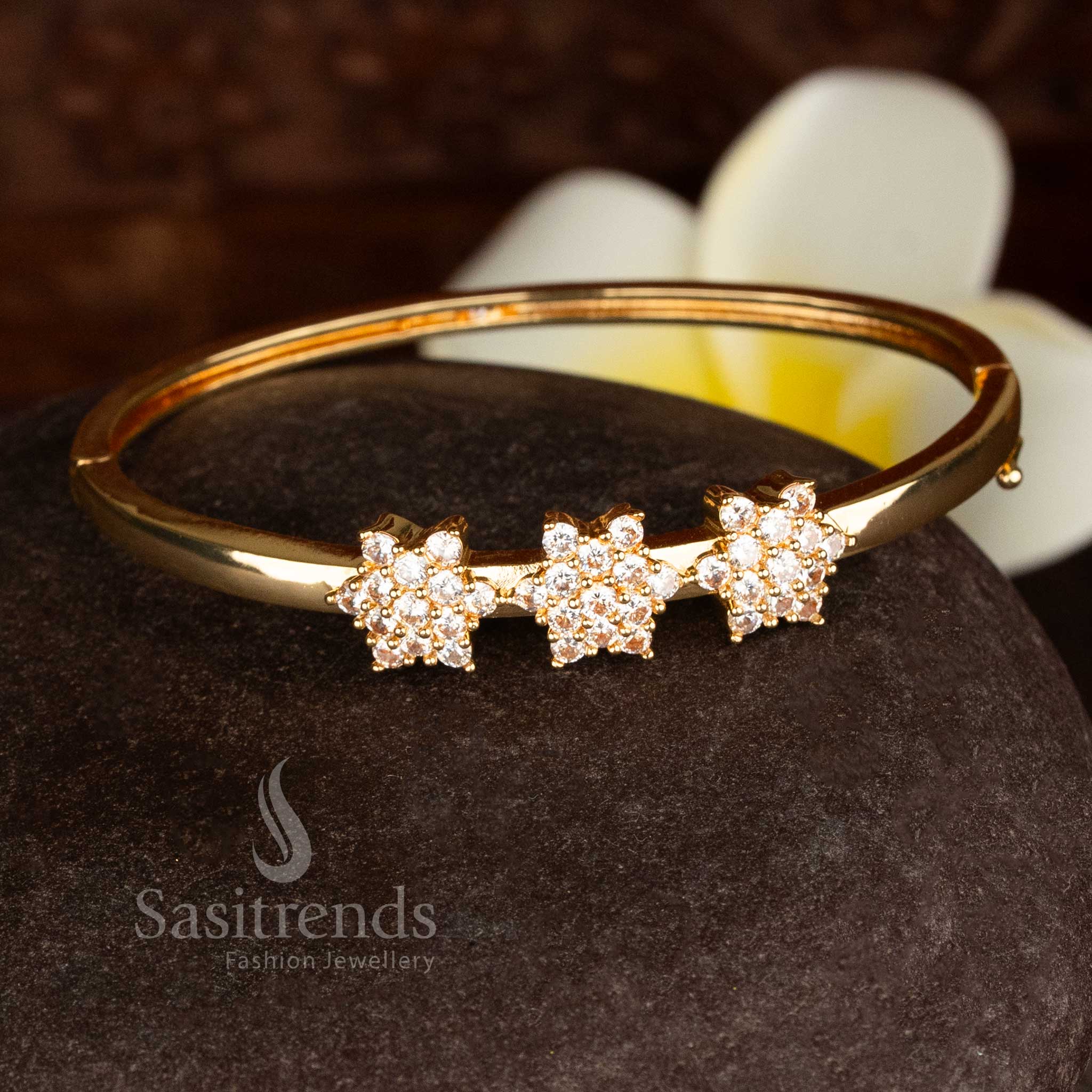 Sasitrends white American diamond micro gold plated openable bracelet with triple floral cluster design