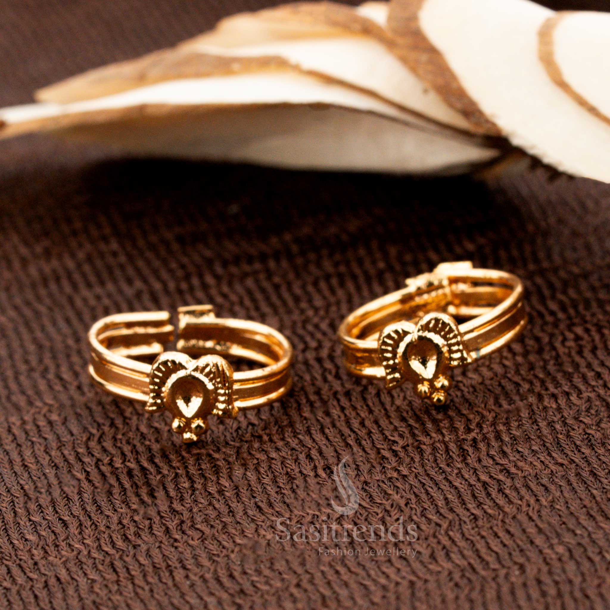 Tribal inspired winged heart toe rings with tiny bells – micro gold one gram traditional jewellery for expressive desi vibes - Sasitrends