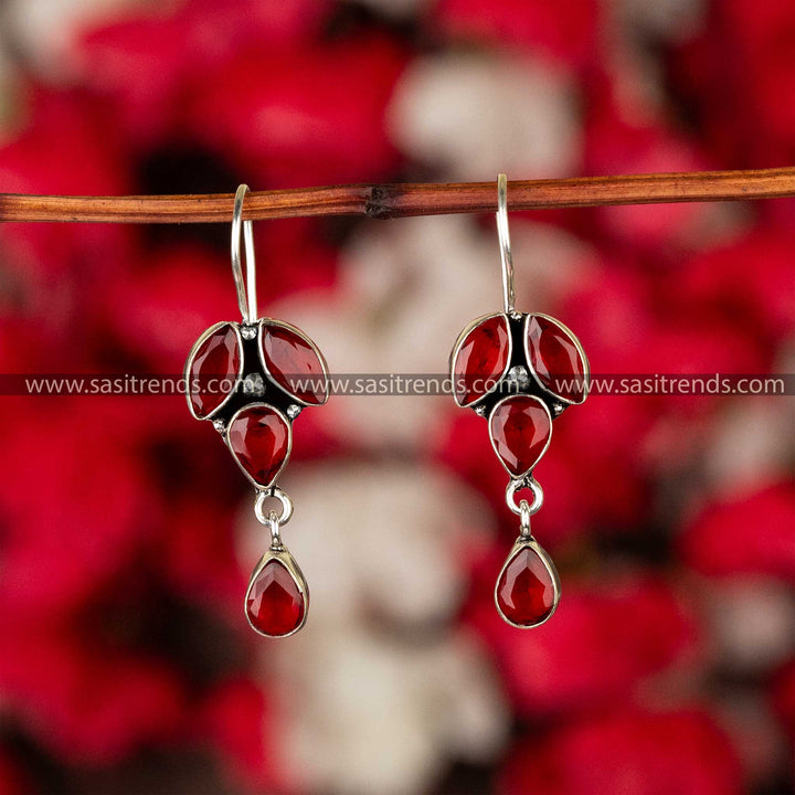 Sasitrends - Elegant Oxidised Silver Stones-Studded Earrings