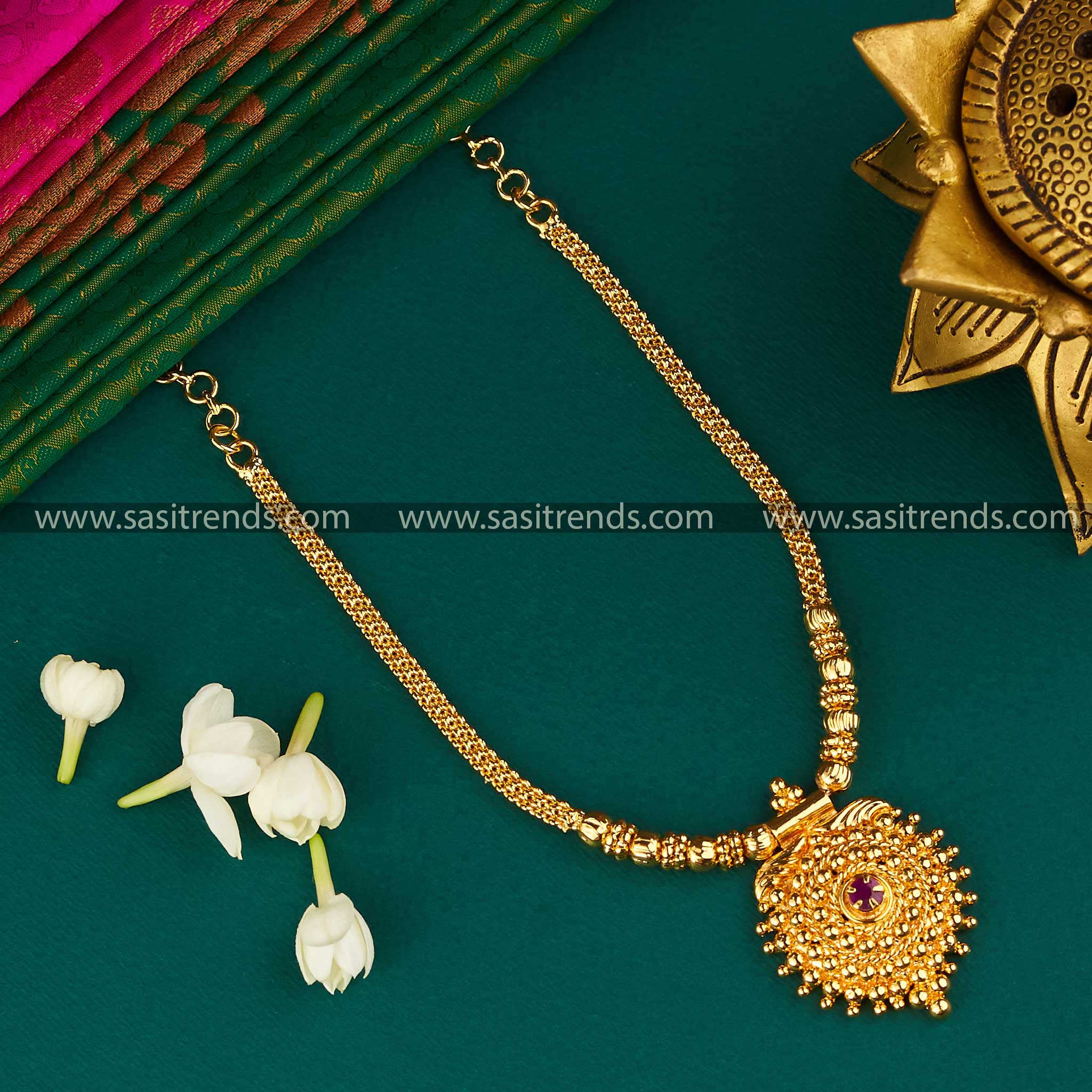 Gold plated kerala style necklace M186 – Urshi Collections